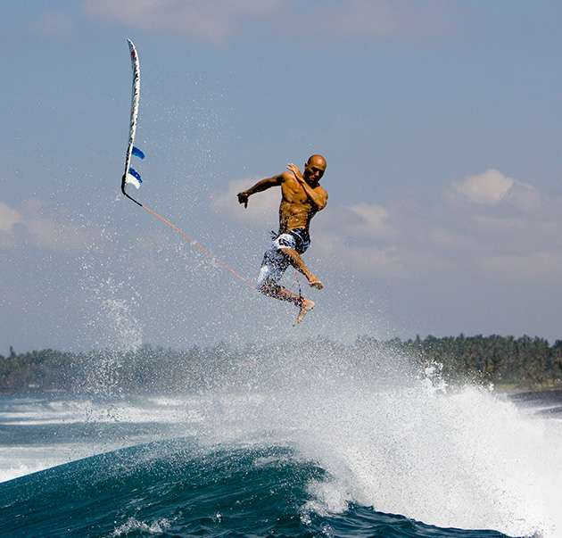 kelly-slater-surfing-legend-si-vault-gary-smith-wsl-champion-630-3.jpg